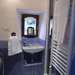 露恩西尼旅馆 Ferentillo