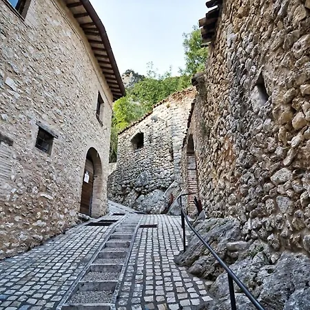 Runcini Country house *